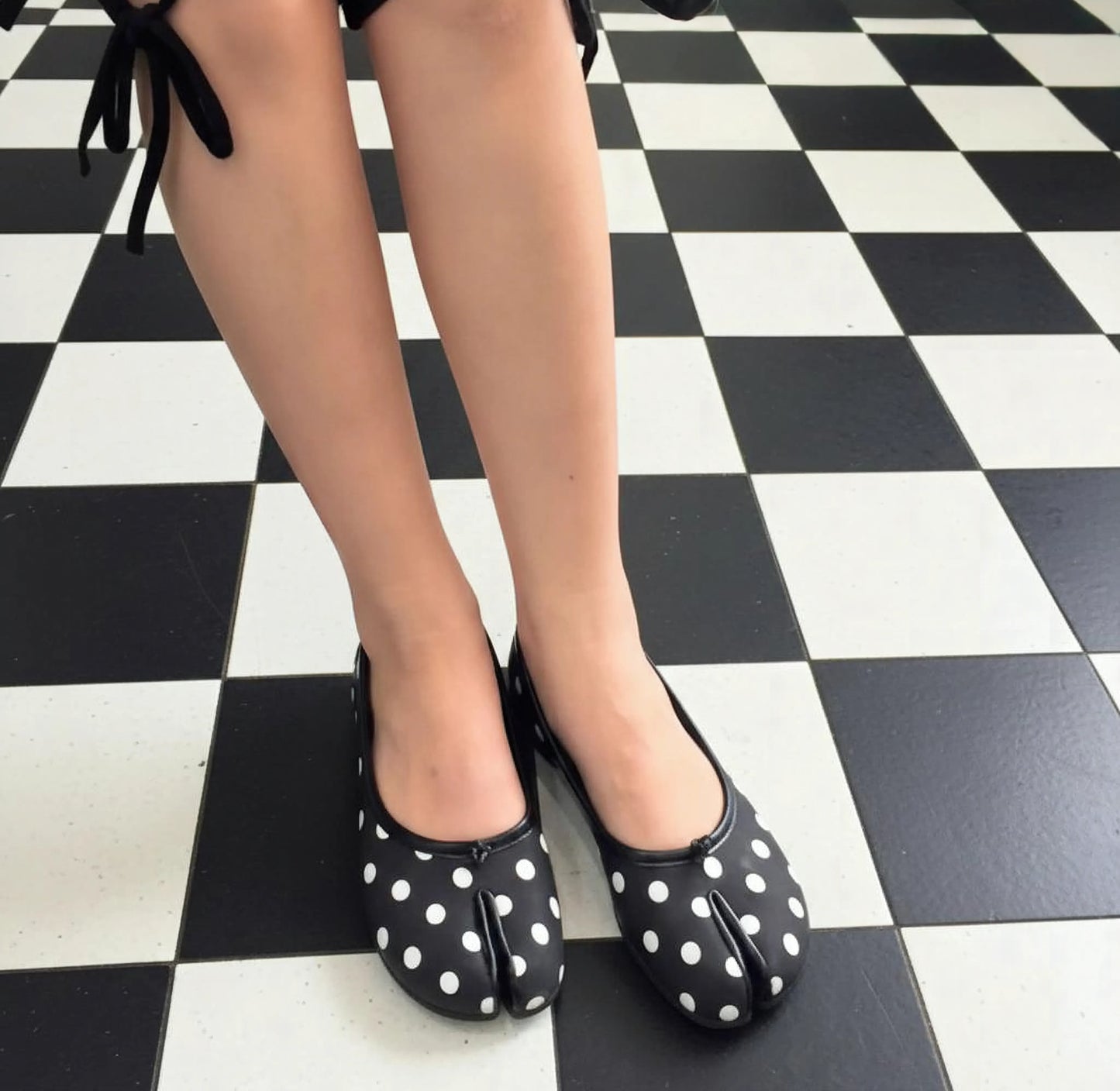 La silhouette split-toe  🖤🤍